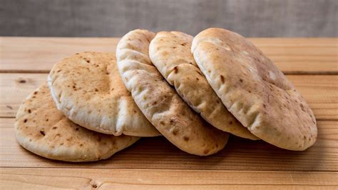 How To Make Delicious Homemade Pita Bread In Your Kitchen