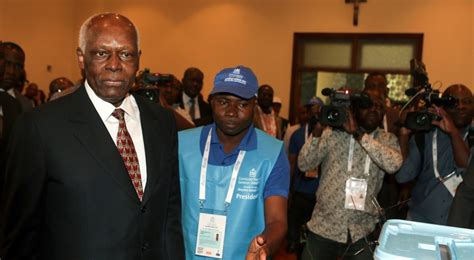 Angola Elege Novo Presidente Ao Fim De 38 Anos De Eduardo Dos Santos