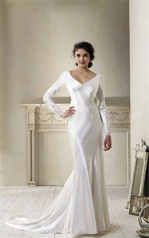 It's derek and odette from the swan pr. Bella Swan's Wedding Dress Now On Sale - Weddbook