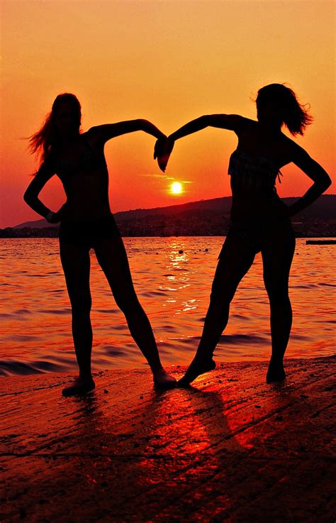 Girlfriends Silhouette Sunset Free Photo On Pixabay