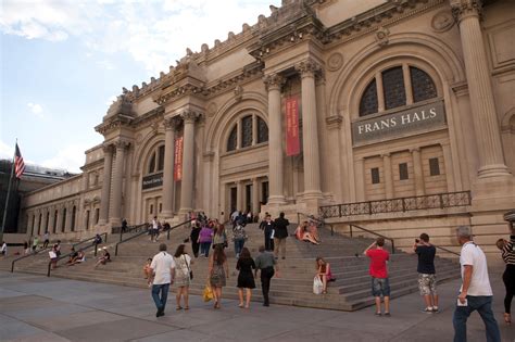 You may want to end your visit with a drink in the rooftop bar. The Met | Manhattan, NY 10028 | New York Path Through History