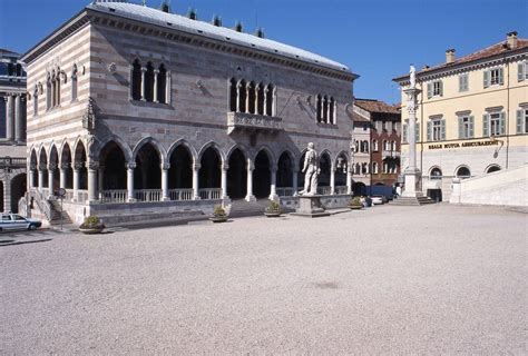 *inzidenz für kreise und kreisfreie städte. Udine Reiseführer | Was zu sehen in Udine ...