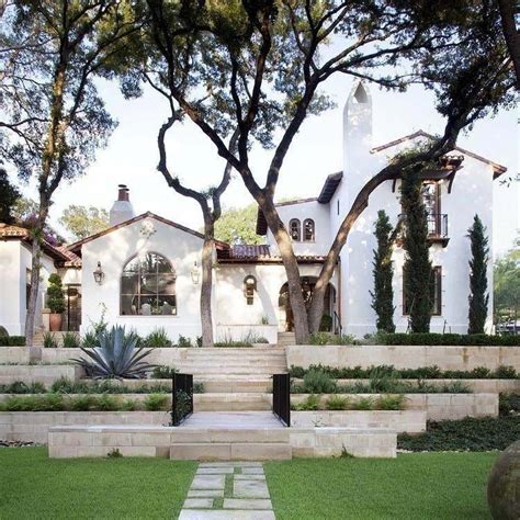 50 Gorgeous Modern Mediterranean Homes Spanishstyle Tuscanstyle
