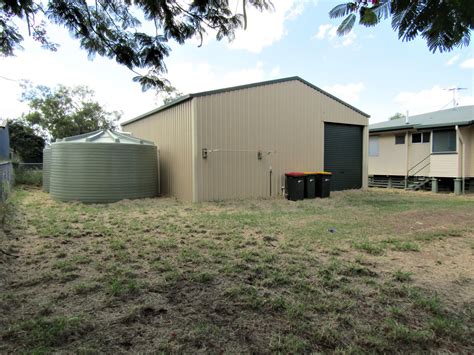 28 Bendee Crescent Blackwater Qld 4717 Domain