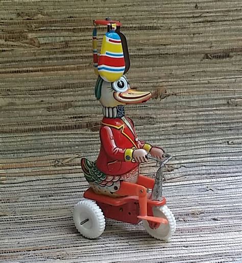 Vintage Mechanical Tin Duck Riding A Tricycle Vintage Wind Up Toys Tin