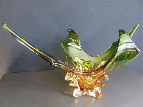 Vintage Chalet Like Amber And Green Coloured 8 Point Stretch Art Glass Centrepiece Glass