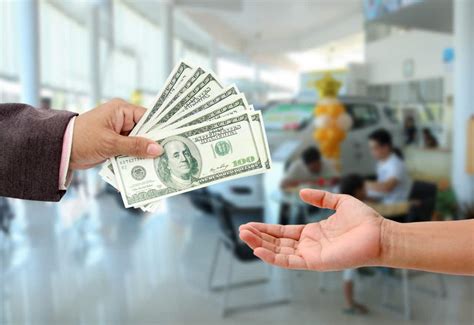 Will Paying Cash Save You Money at the Car Dealership? | CarProUSA