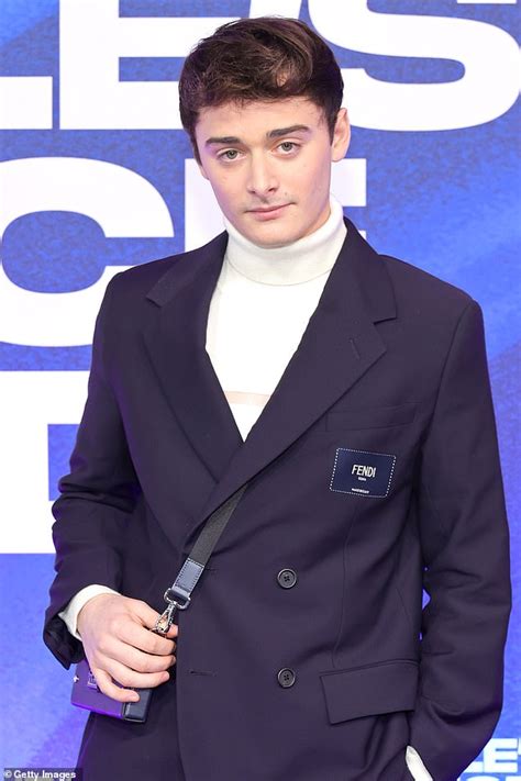 Stranger Things Star Noah Schnapp Comes Out As Gay In Tiktok Video Sound Health And Lasting Wealth