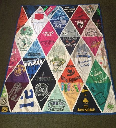 Make An Amazing T Shirt Quilt In 7 Steps Craft Projects For Every