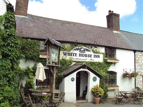 Wolfgang' s pedestrianised zone and directly on the lakeside. File:White Horse Inn, Cilcain - DSC06081.JPG - Wikimedia ...