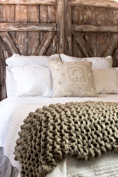 How to Make a Chunky Knit Blanket After You Fail at Arm Knitting