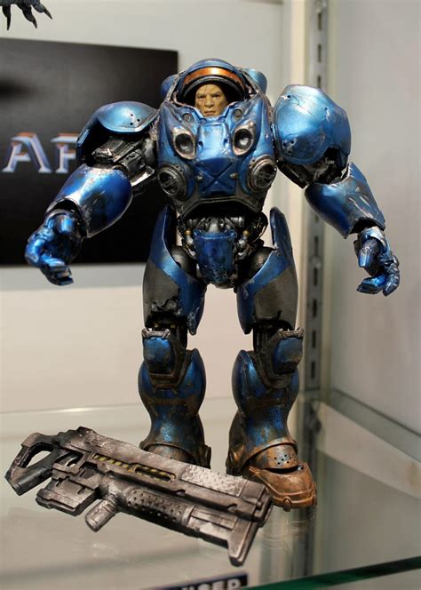 A Closer Look At Dcs Starcraft Ii And World Of Warcraft Toys