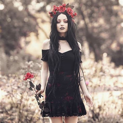 Witch Fashion Dark Fashion Gothic Fashion Goth Beauty Dark Beauty