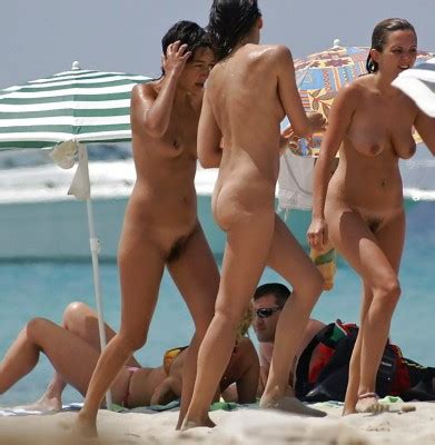 Guarrillas Desnudas En La Playa FOTOS PORNO XXX CHICAS DESNUDAS