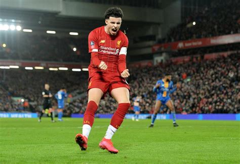 This weekend has seen a number of pulsating fourth round ties, with league one teams shrewsbury and oxford both in the hat after draws against elsewhere there were wins for holders man city and man utd, with the latter putting six past tranmere at prenton park. FA Cup 5th round draw- updated - BeSoccer