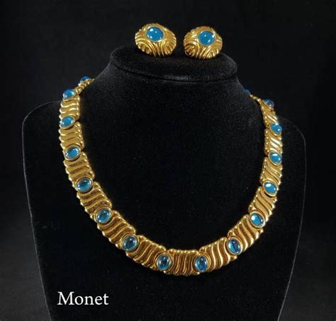 MONET Book Piece Gold Turquoise Necklace Earrings Set Czech Aqua