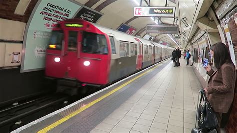 London Underground Bakerloo Line 1972 Stock Trains At Regents Park 13