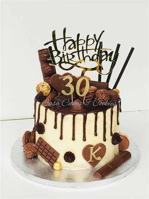 Die farbenfrohe militärparade mit hunderten teils berittenen gardesoldaten und tausenden zuschauern im zentrum londons findet. #birthdaycake#dripcake#dogumgünü#geburtstagstorte#torte# ...