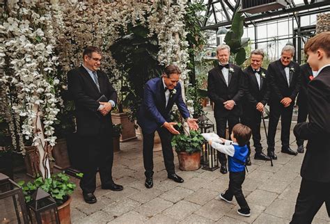 2 year old steals the show at mom s wedding after running down the aisle to greet her good