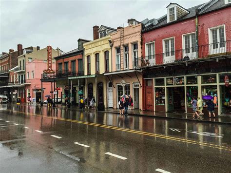 Walking Tour Of The French Quarter In New Orleans