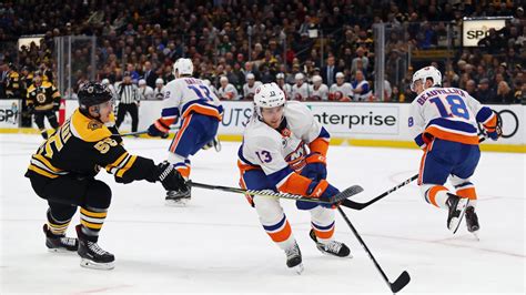 New york islanders vs boston bruins: New York Islanders Lose 2-1 to Controversial Overtime Call ...