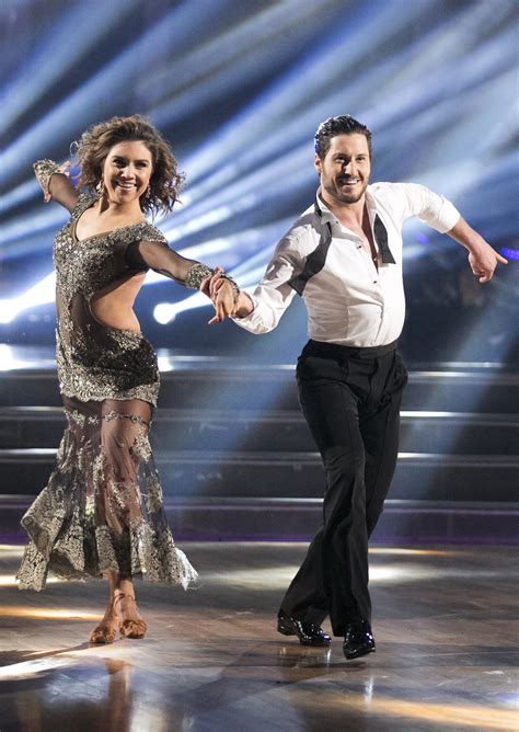 ‘dwts Couple Val Chmerkovskiy And Jenna Johnson Are Getting Married