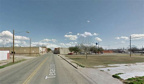 Texas Teacher Shares Photo Of Ufo Sighting Near Laredo