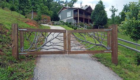 Driveway Gate Ideas (Ultimate Guide) - Designing Idea