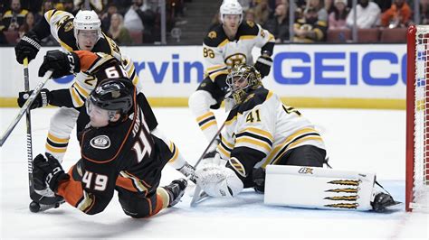 Jaroslav Halak Bruins Open Trip By Blanking Ducks The Boston Globe