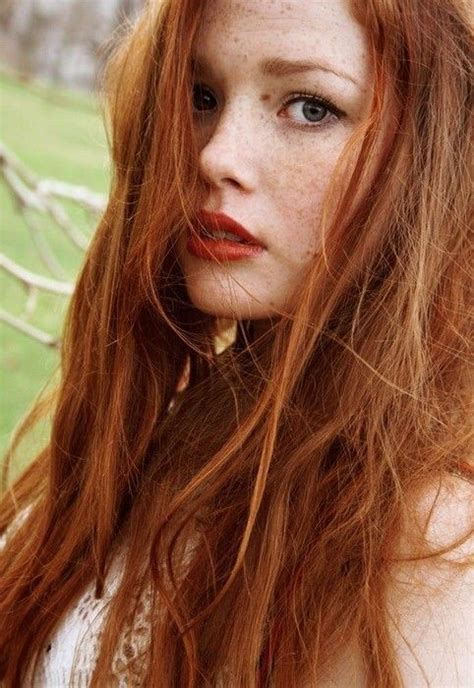 Pin By Shinshi Beatti On Freckles Beautiful Red Hair Redheads