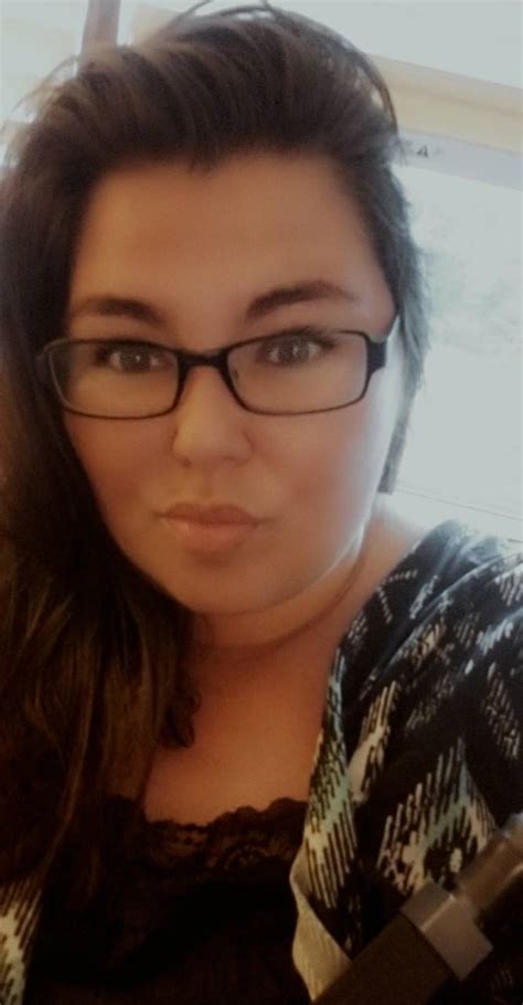 Bbw With Glasses 😘 Scrolller