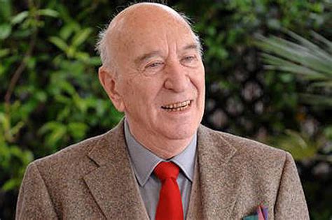 Born in 1930 in genoa. Patria è Resistenza - Patria Indipendente