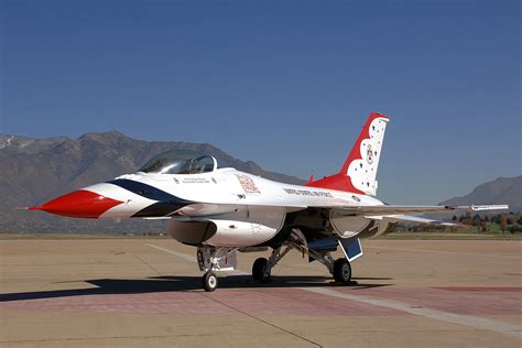 Thunderbirds Receive First Upgraded F 16 Air Force Article Display
