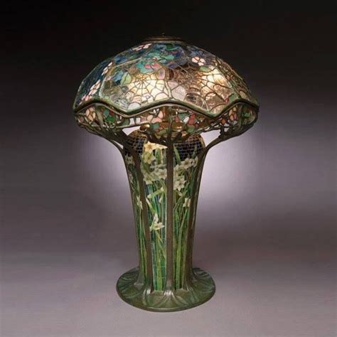 Art Nouveau Lamp By L C Tiffany Ca 1900 Tiffany Stained Glass Stained Glass Lamps Tiffany