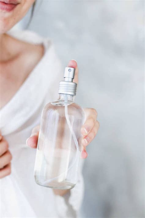 A Simple Diy Body Spray That Banishes Bacne Hello Glow Acne Treatment