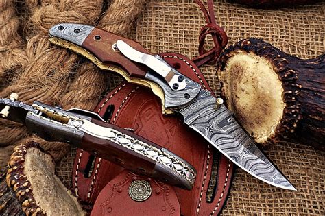 Color Bone Handle Handmade Damascus Steel Stunning Folding Knife