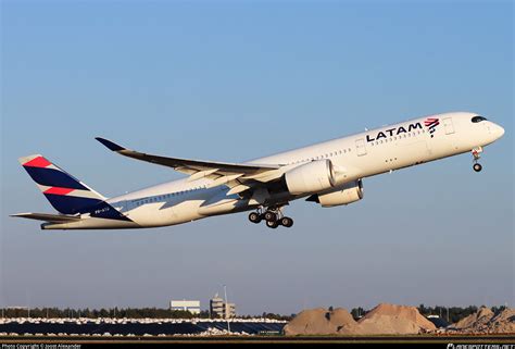 Pr Xtd Latam Airlines Brasil Airbus A350 941 Photo By Joost Alexander Id 1109989