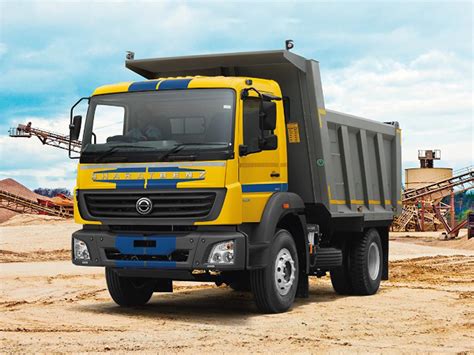 The cargo load body (l x w x h) is 2645 x1 620 x 380 (8.7ft x 5.3ft x 1.2ft). Bharat Benz 1623C Price in India, Photos, Specifications ...