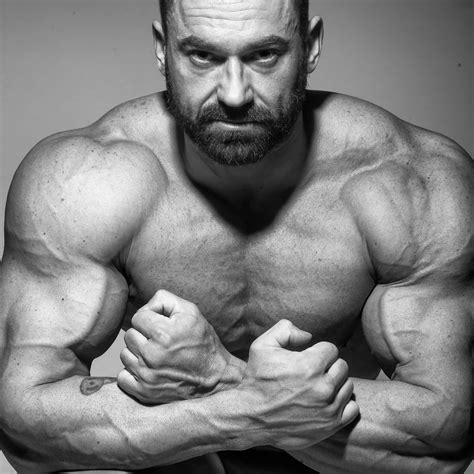 Muscle Lover Russian Classic Physique Bodybuilder Mikhail Maslov