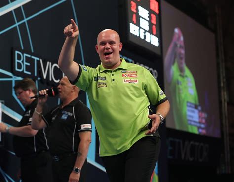 The stories of each character's struggle to be heard highlight what lewis says is a key point: Adrian Lewis kegelt Michael van Gerwen uit toernooi ...