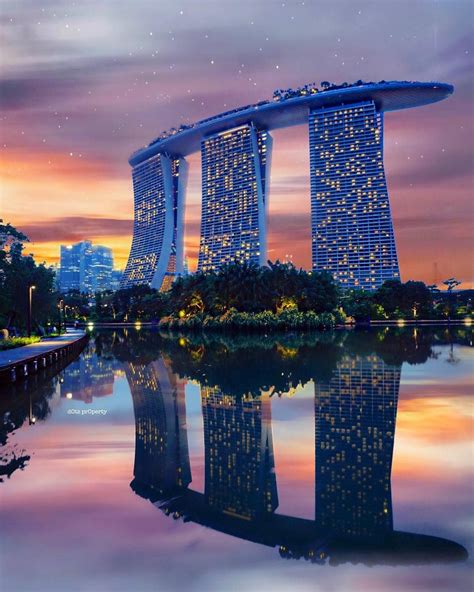 Marina Bay Sands Singapore This Luxury Hotel Has The Worlds Largest