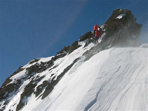 Finsteraarhorn (alpes bernoises e, 4273 m). Skitour Gross Fiescherhorn 4049 m (Schweiz - Fieschertal ...