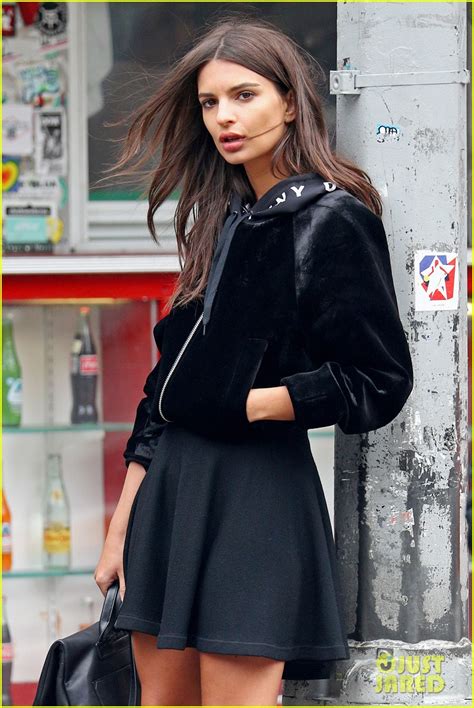 Emily Ratajkowski And Aaron Paul To Couple Up For New Thriller Photo