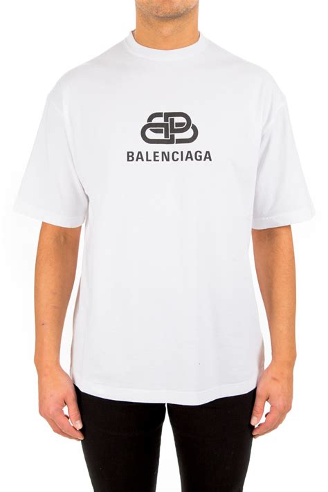 Balenciaga world food programe t shirt sz.m ((9.5/10condition)). Balenciaga T-shirt | Credomen
