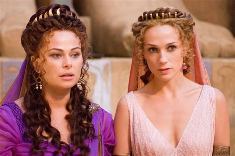 Rome Atia And Octavia Roman Fashion Rome Hbo Medival Outfits