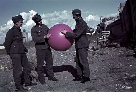 24 Amazing Colour Photos Of Finland During Ww2