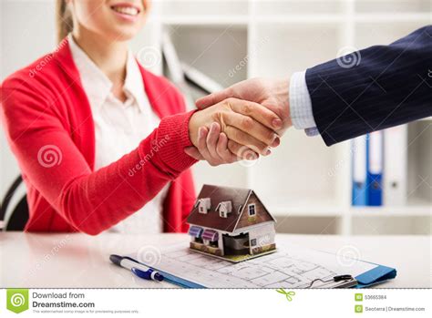 Personal insurance policies are designed to reduce financial losses. Real estate agency stock photo. Image of offer, partnership - 53665384