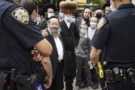 hasidic jews feel like the only minority new york officials are comfortable targeting