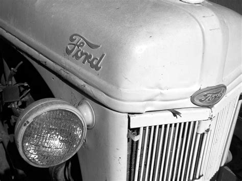 Mathews used cars oglethorpe ga. Old Ford farm tractor, Oglethorpe, GA | Old tractors, Ford ...