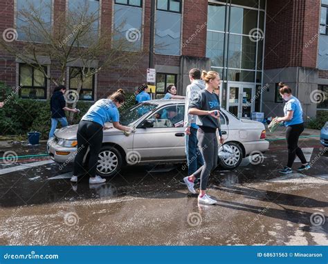 High School Girls Washing Cars Telegraph